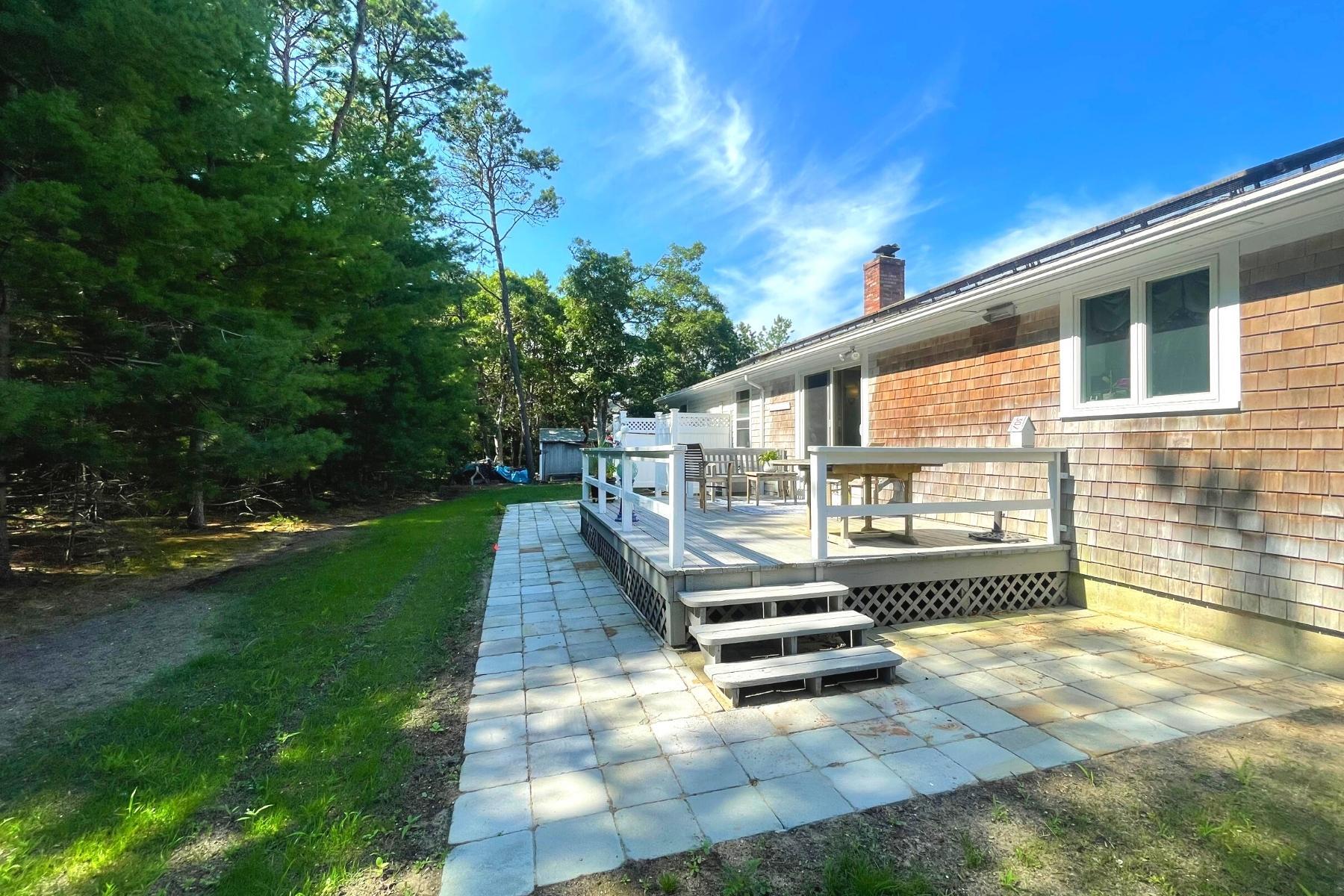 140 Cap'n Samadrus Road Cotuit, MA 02635 - Photo 42 of 53 140 (1039)