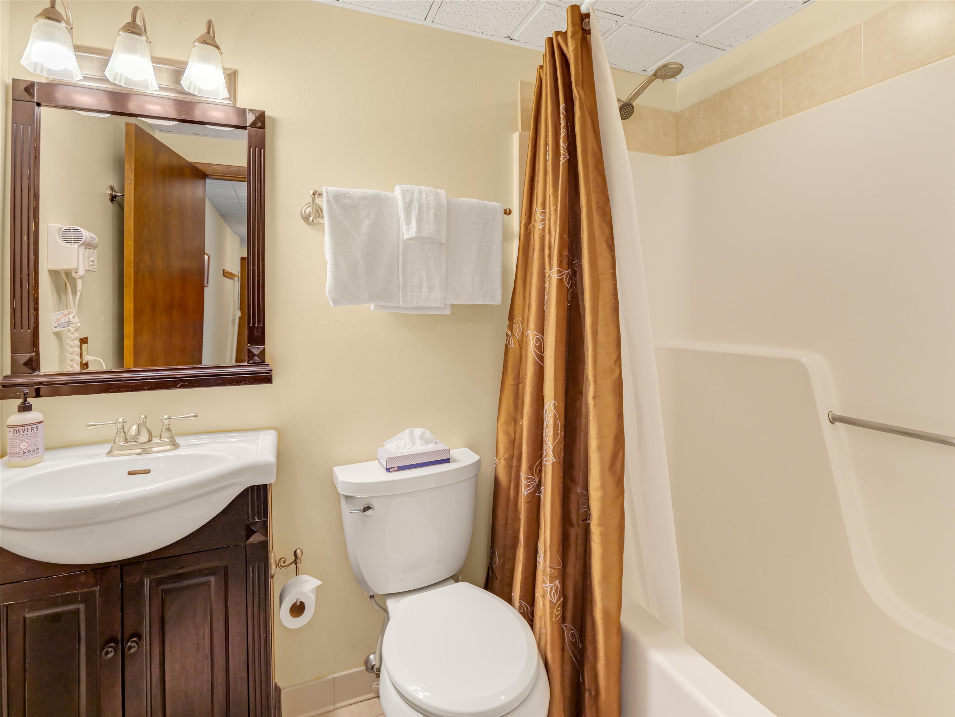 135 East Mountain Road, Unit 1F3 Killington, VT 05751 - Photo 15 of 44