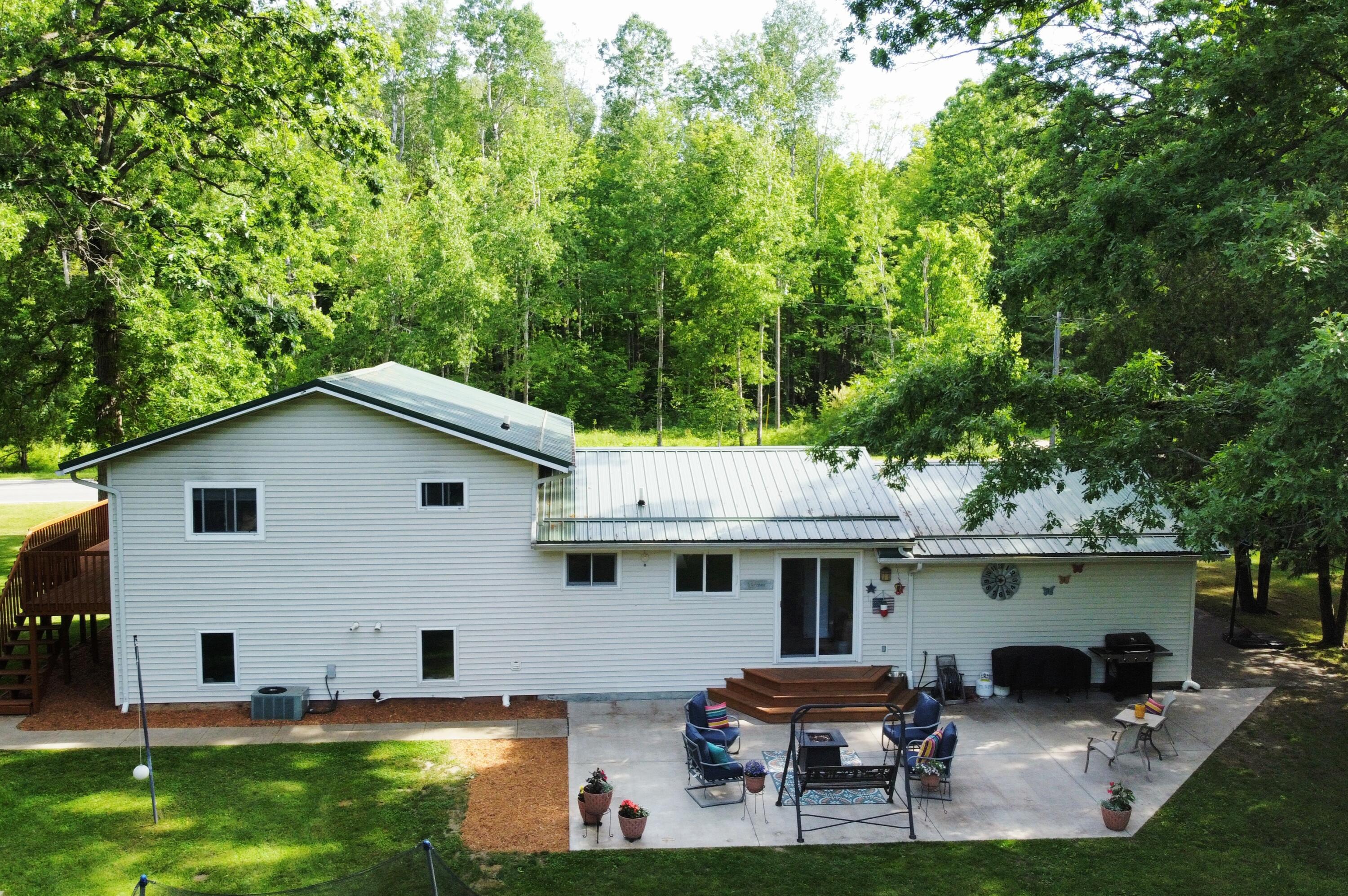 2790 West Wing Road Mount Pleasant, MI 48858 - Photo 6 of 54 IMG_20260621_123327