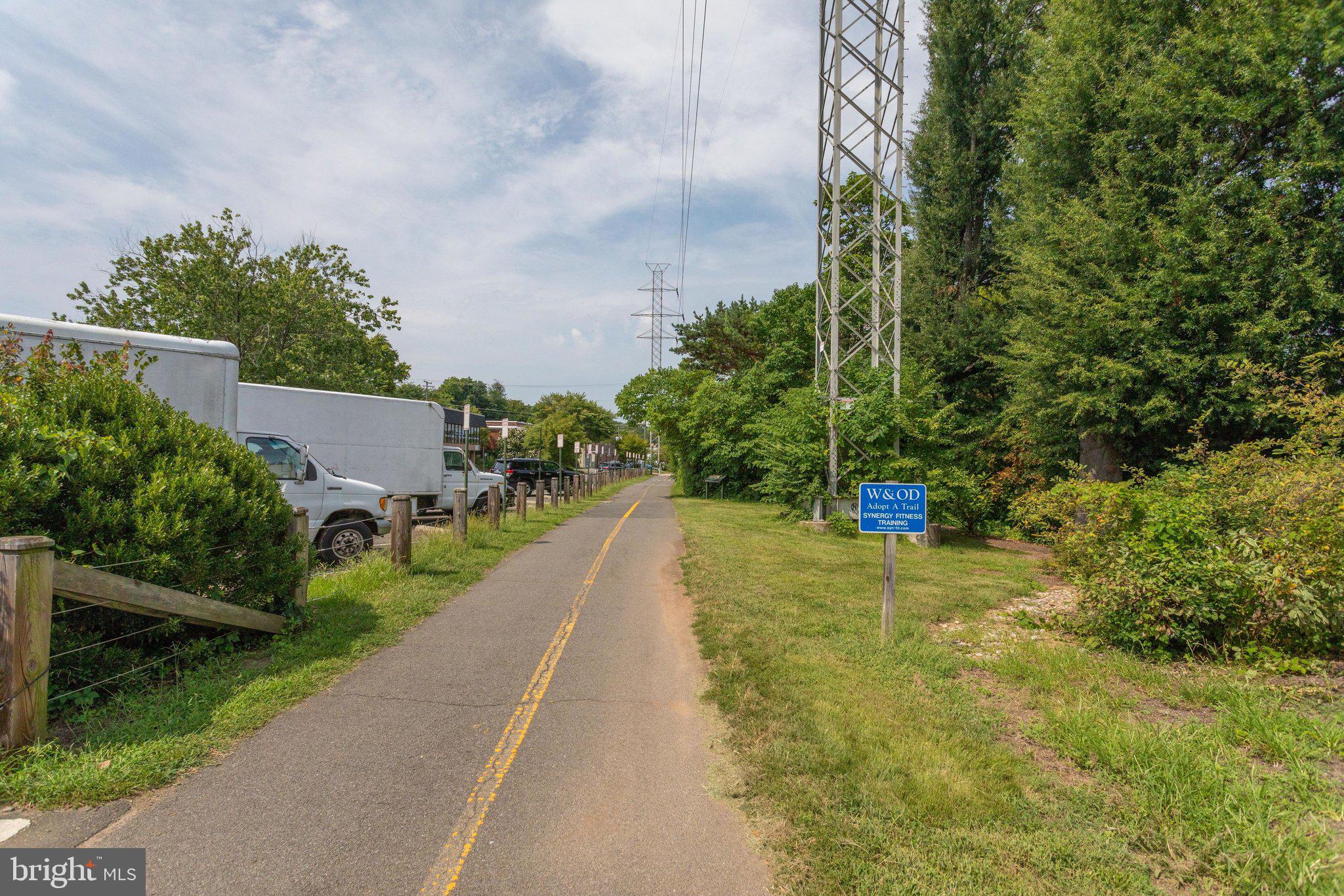 203 Locust Street Southwest Vienna, VA 22180 - Photo 48 of 54