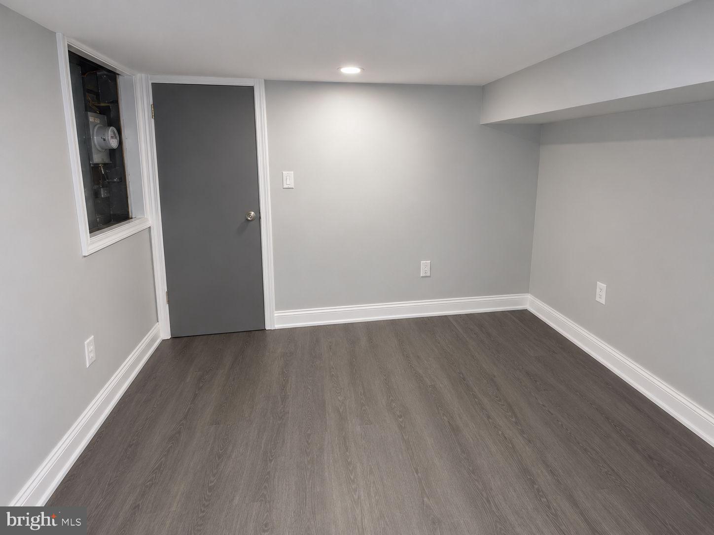 1677 Cliftview Avenue Baltimore, MD 21213 - Photo 8 of 9