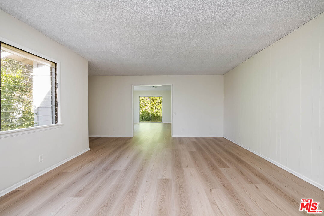 10941 Peach Grove Street Toluca Lake, CA 91601 - Photo 37 of 54