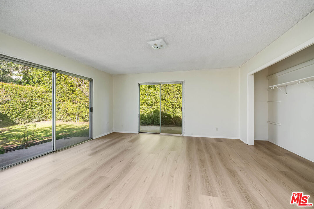 10941 Peach Grove Street Toluca Lake, CA 91601 - Photo 39 of 54