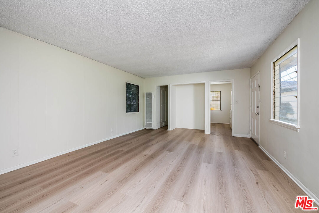 10941 Peach Grove Street Toluca Lake, CA 91601 - Photo 41 of 54