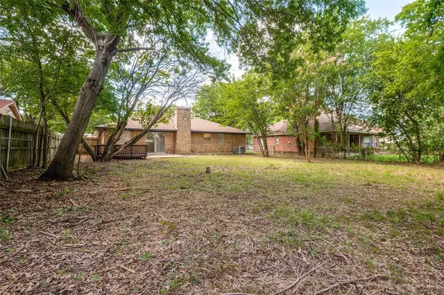 a house view with outdoor space