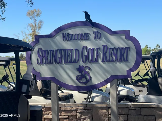 $359,900 | 6460 South Springs Place, Chandler, AZ 85249