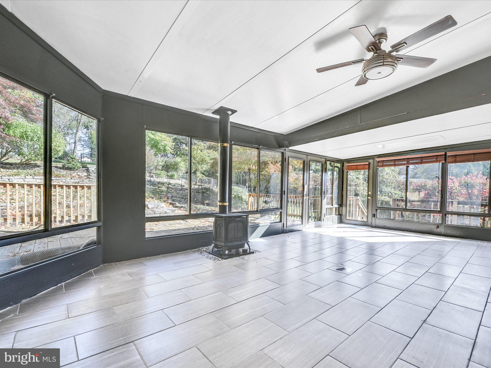 219 School House Road Lancaster, PA 17603 - Photo 15 of 29 Gallery Image 15