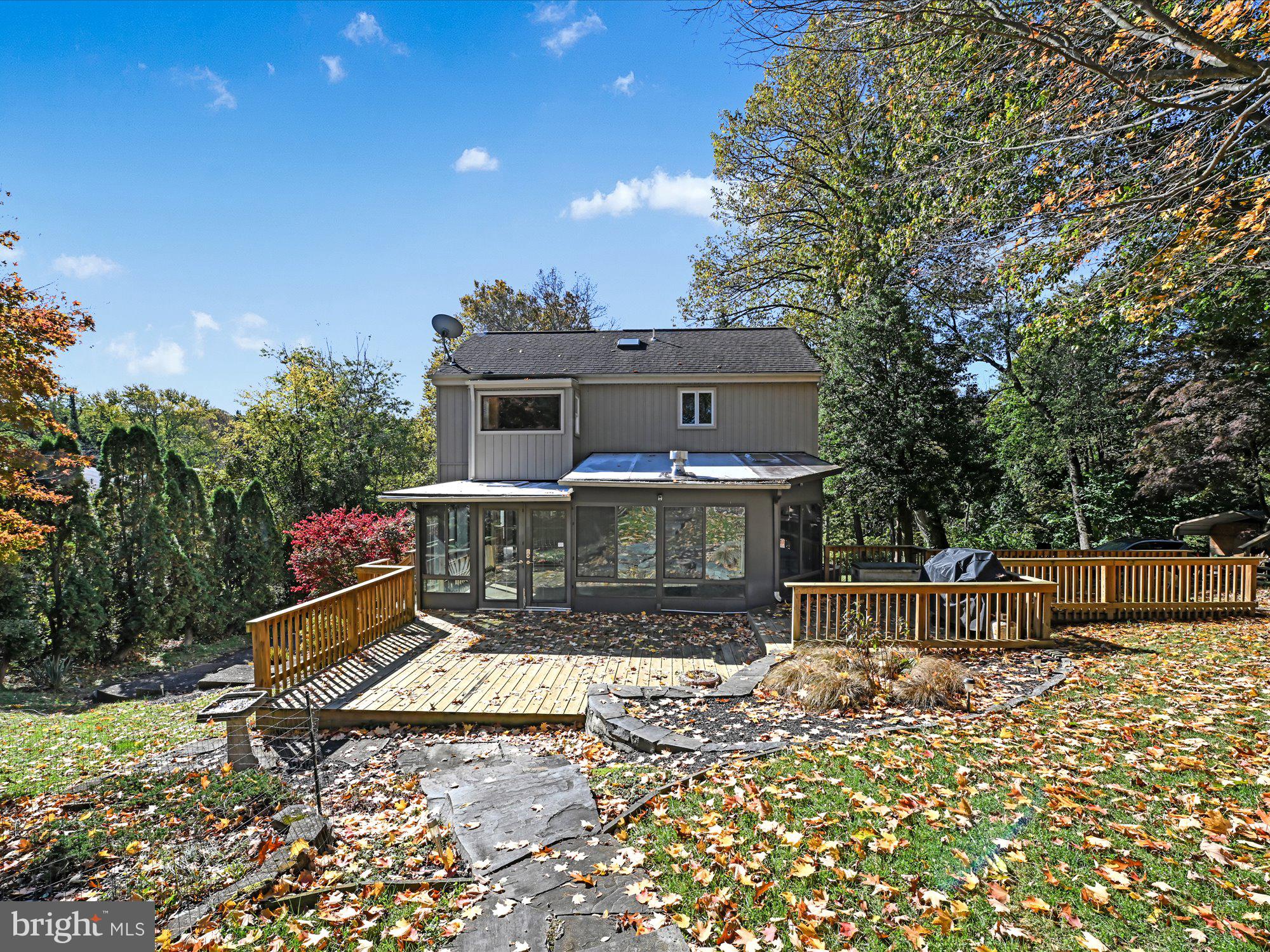 219 School House Road Lancaster, PA 17603 - Photo 6 of 29 Gallery Image 6