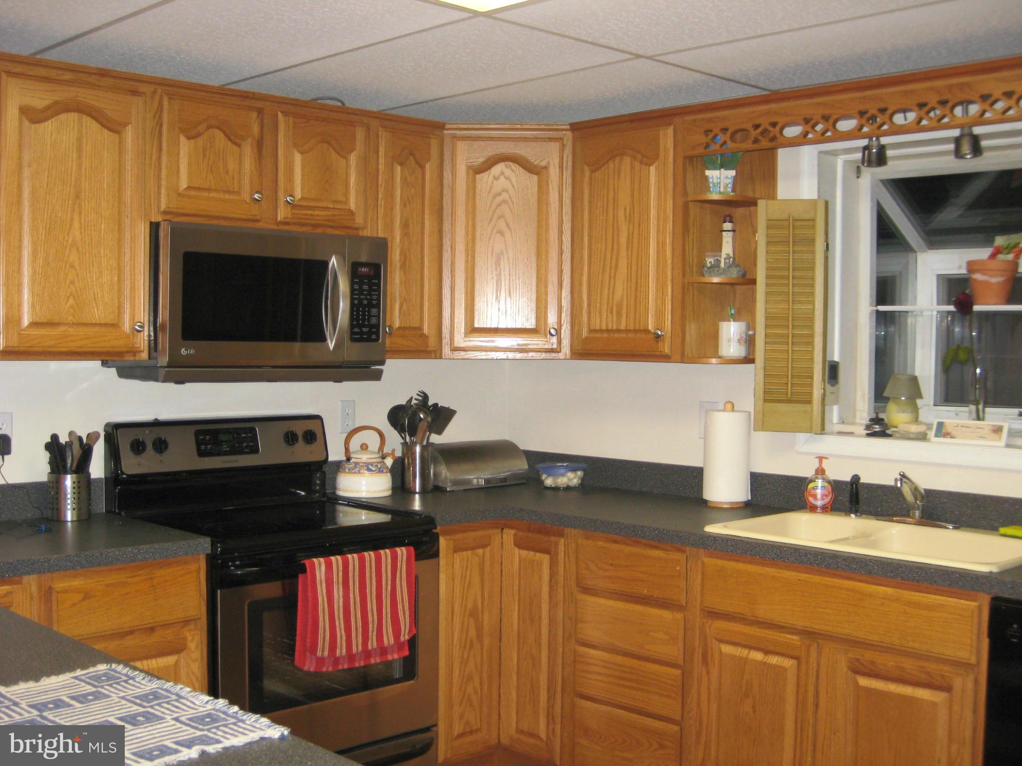 1309 4th Road Baltimore, MD 21220 - Photo 11 of 30 Kitchen