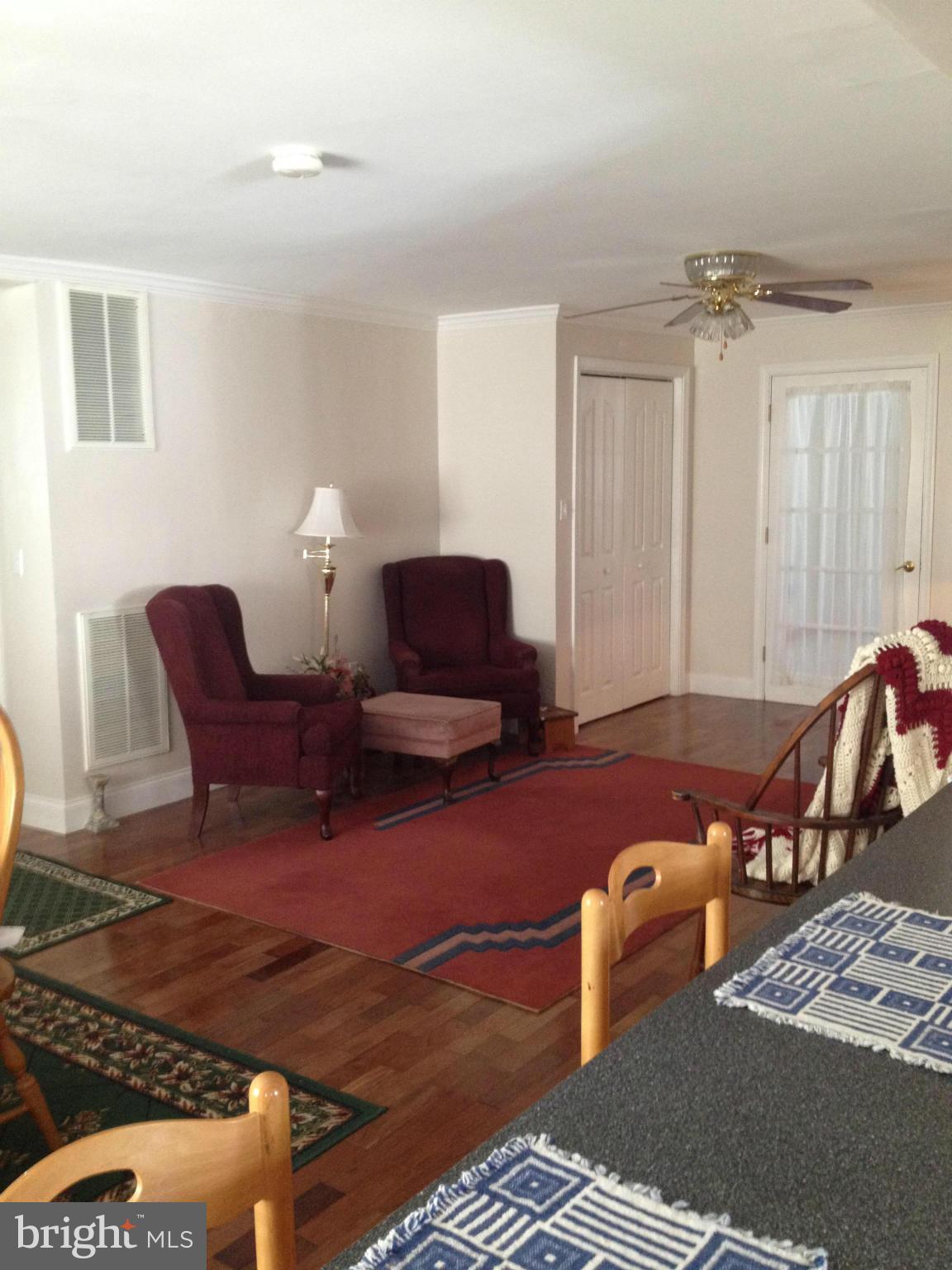 1309 4th Road Baltimore, MD 21220 - Photo 13 of 30 Living Room