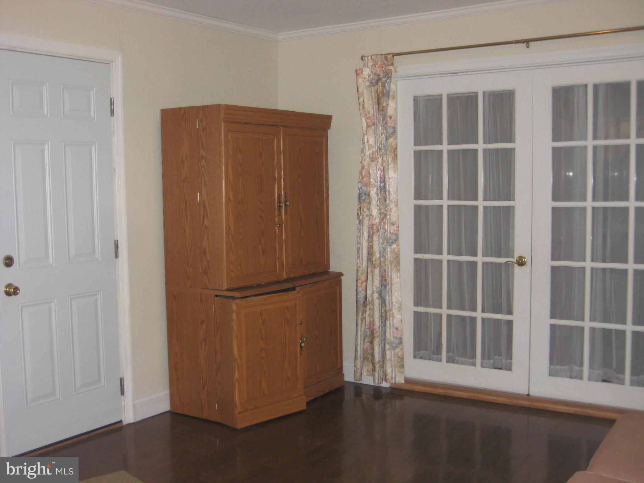 1309 4th Road Baltimore, MD 21220 - Photo 14 of 30 Interior (General)