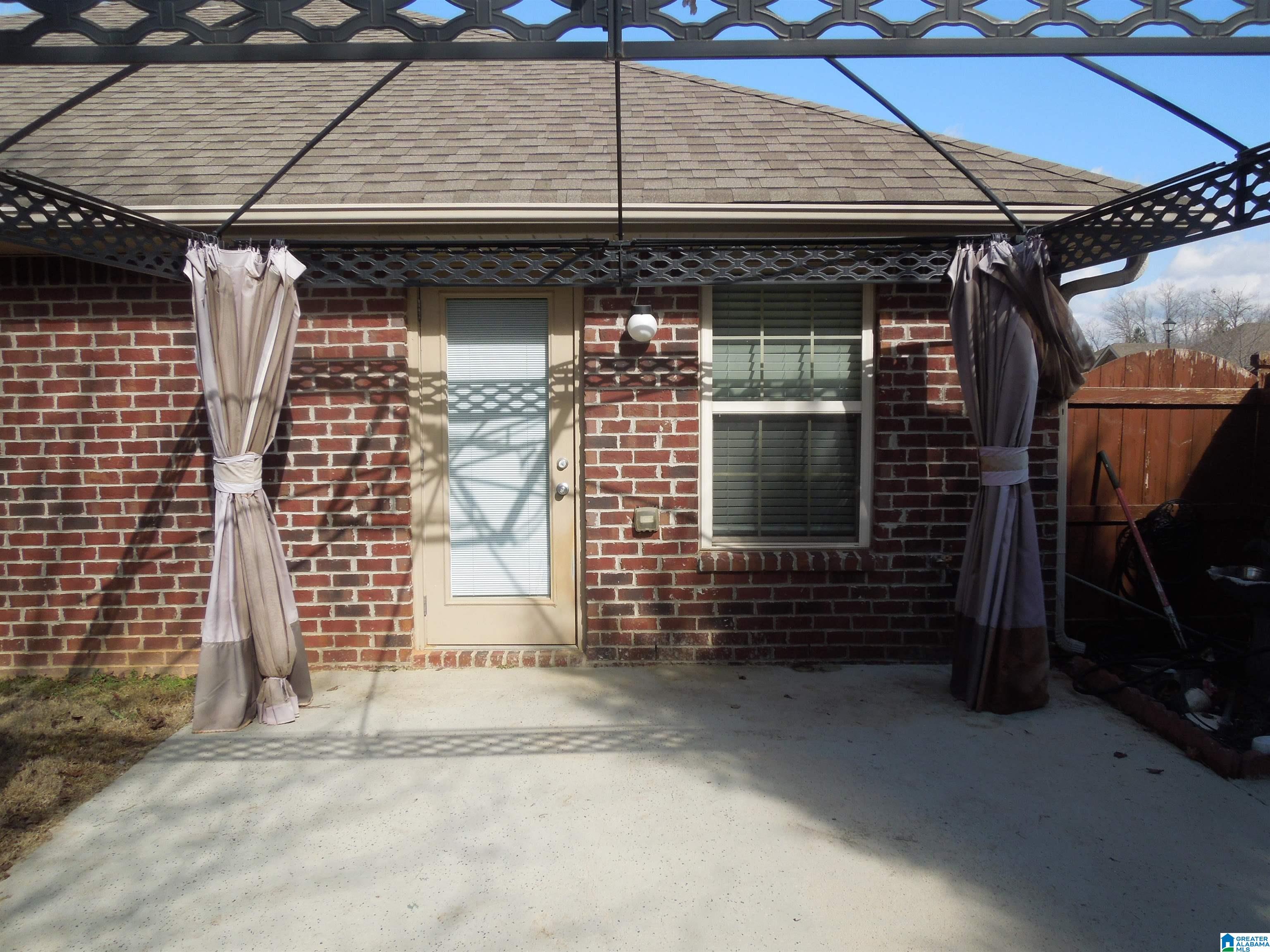 158 Grasonville Road Alabaster, AL 35007 - Photo 7 of 56