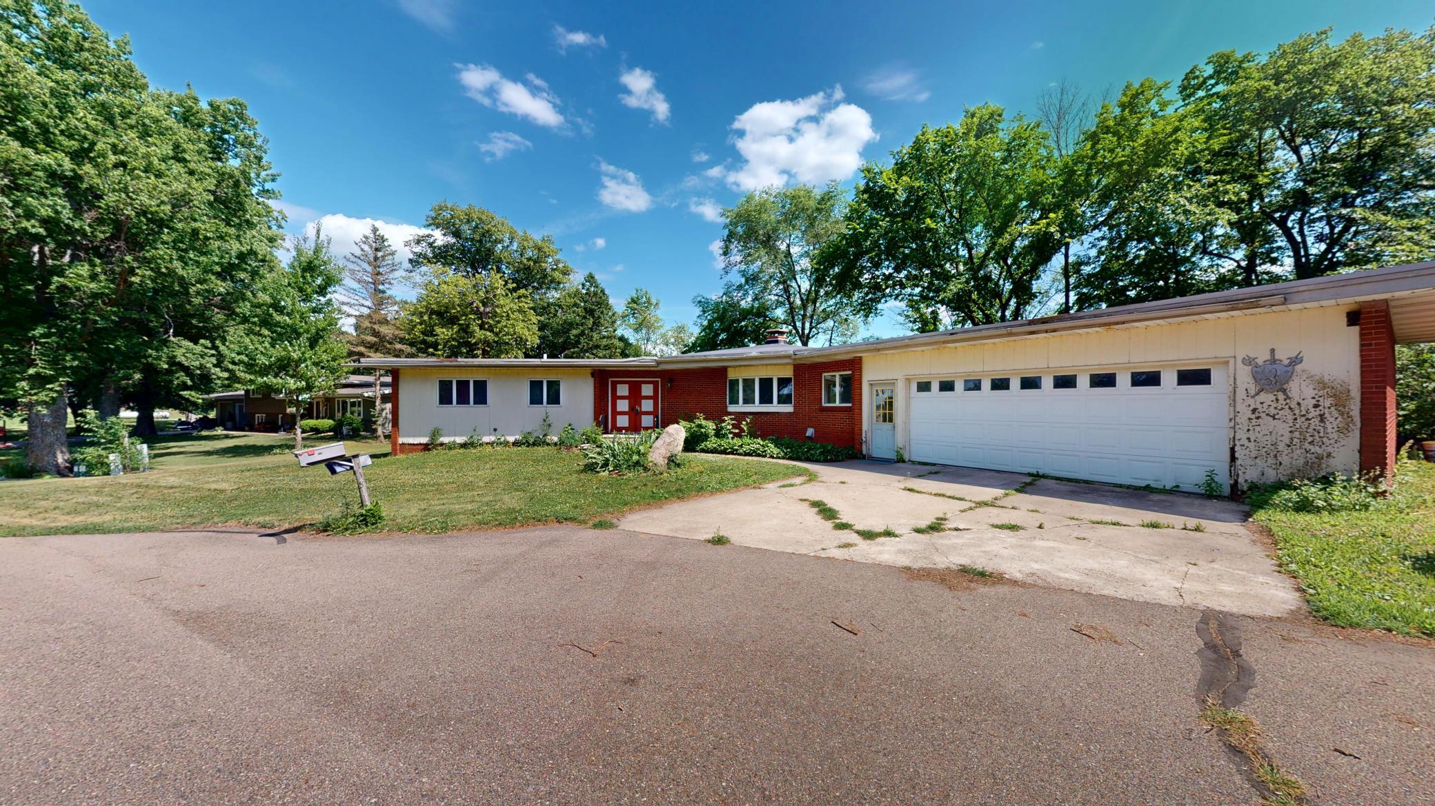 118 Arrowhead Road Emmons, MN 56029 - Photo 1 of 31