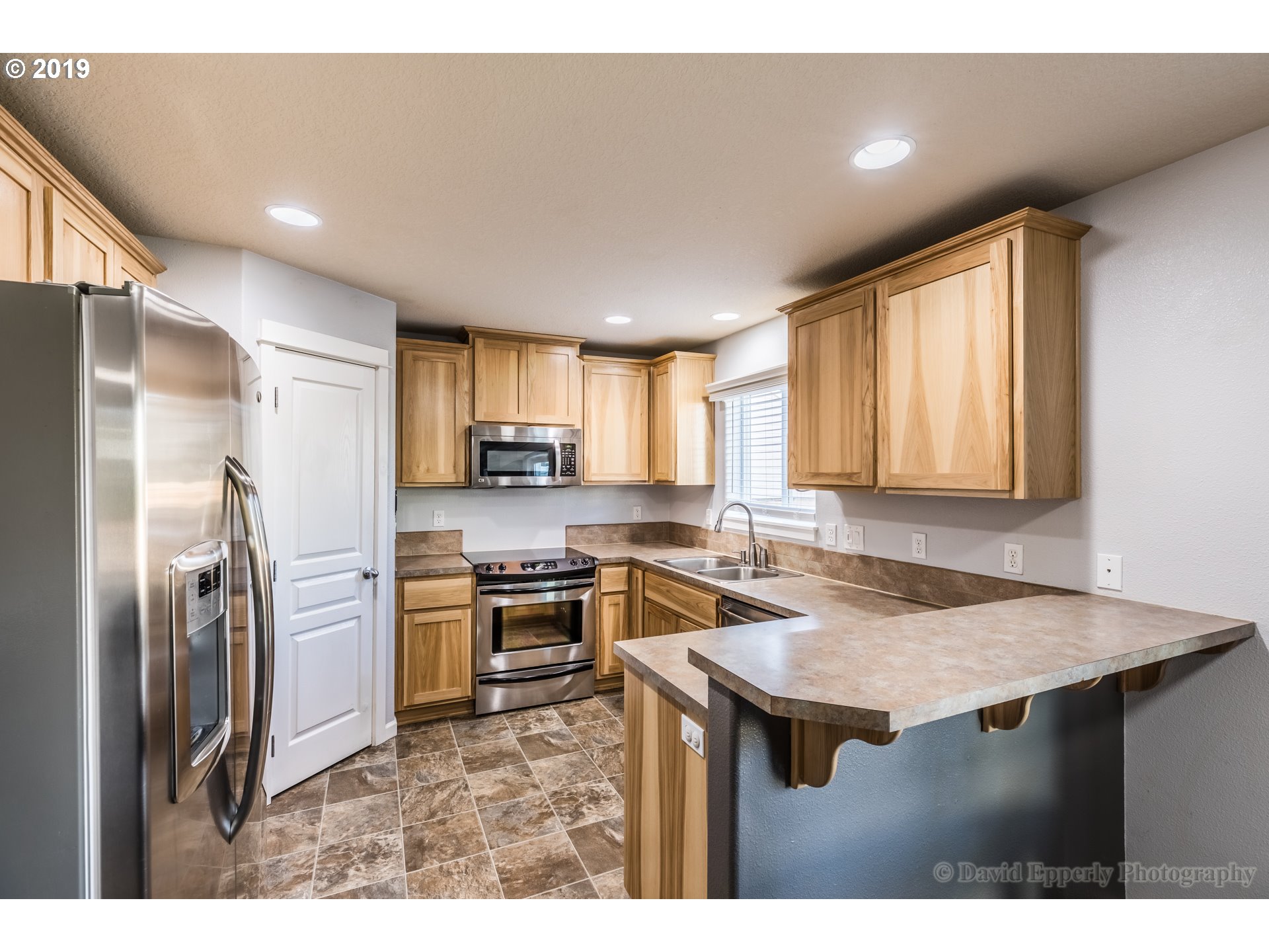 58674 Noble Road St. Helens, OR 97051 - Photo 5 of 14 Kitchen