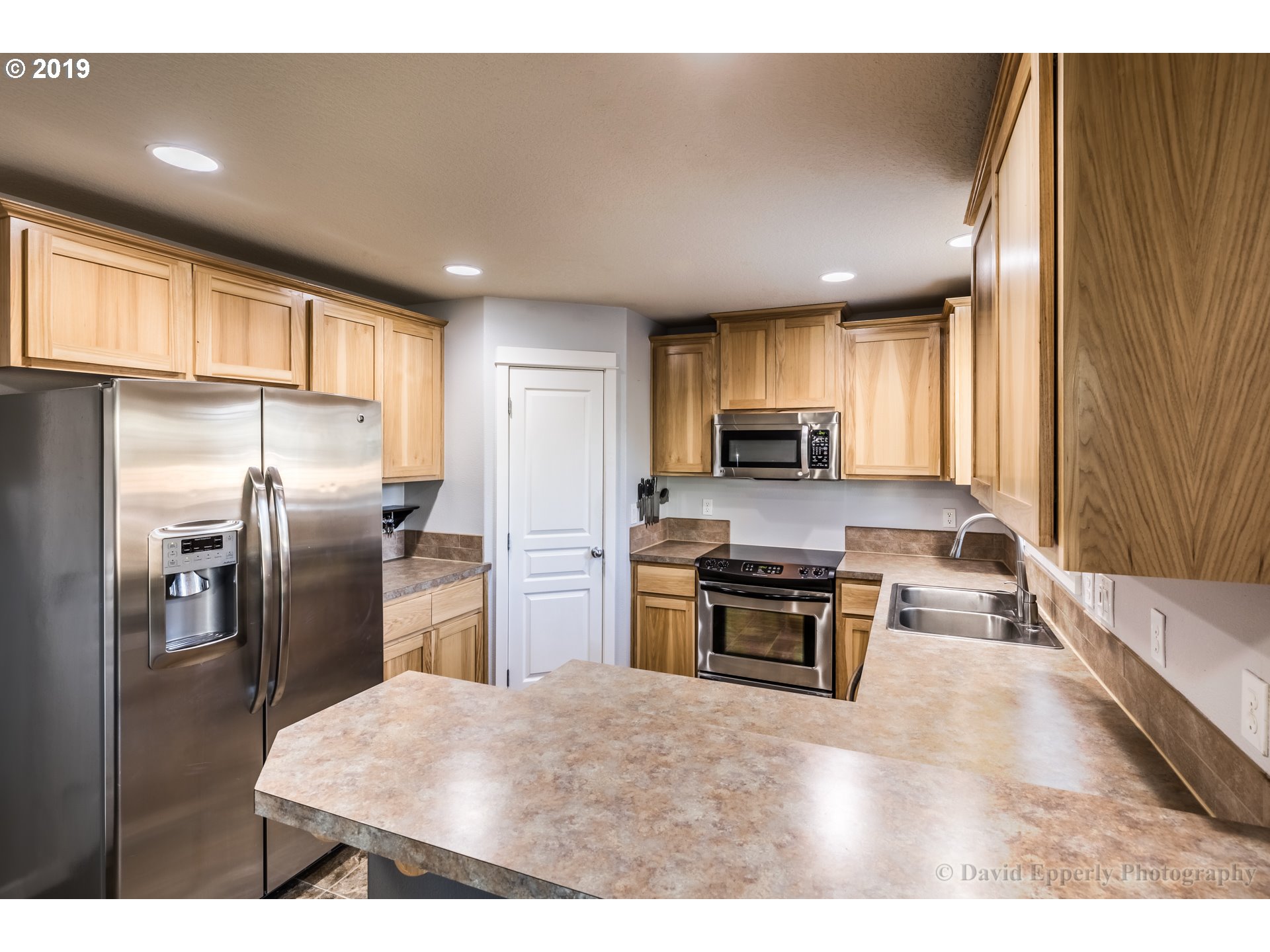 58674 Noble Road St. Helens, OR 97051 - Photo 6 of 14 Kitchen