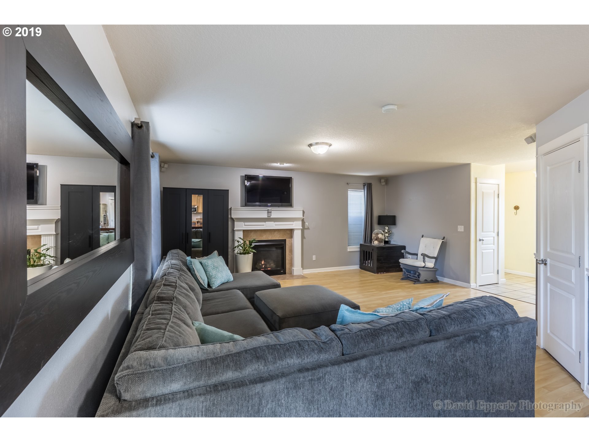 58674 Noble Road St. Helens, OR 97051 - Photo 7 of 14 Living Room