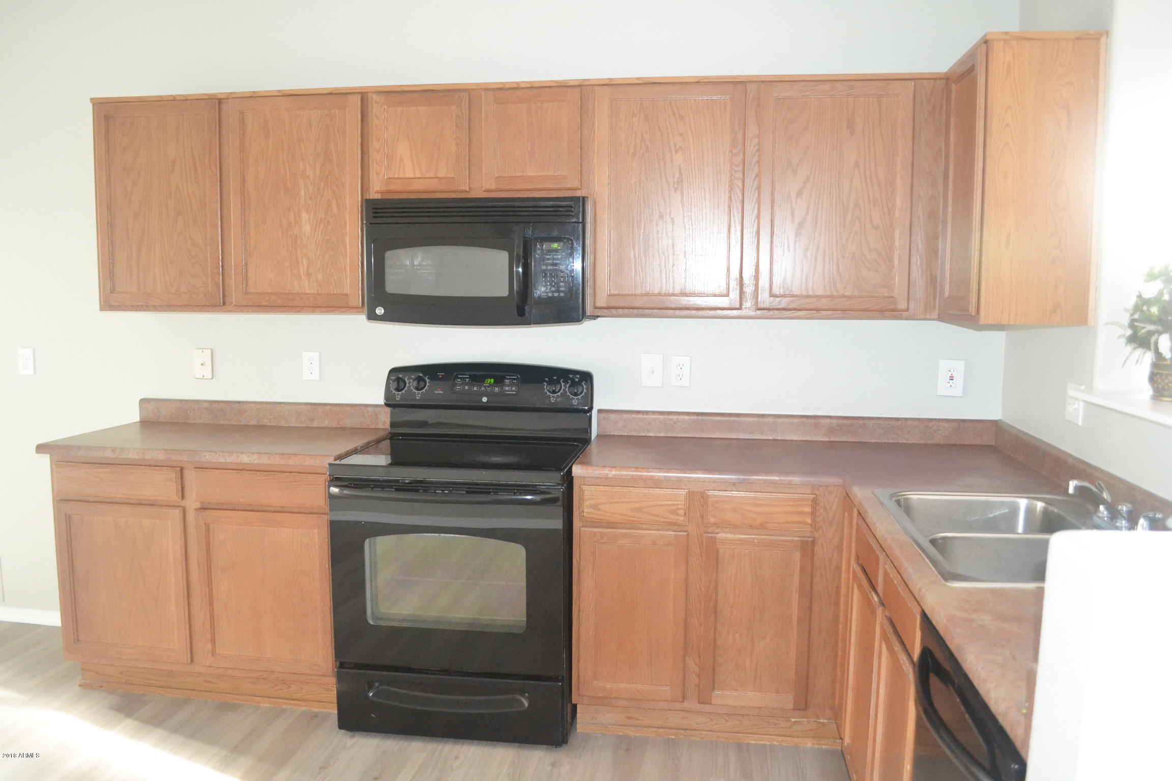 13267 West Boca Raton Road Surprise, AZ 85379 - Photo 8 of 26 DSC_0213