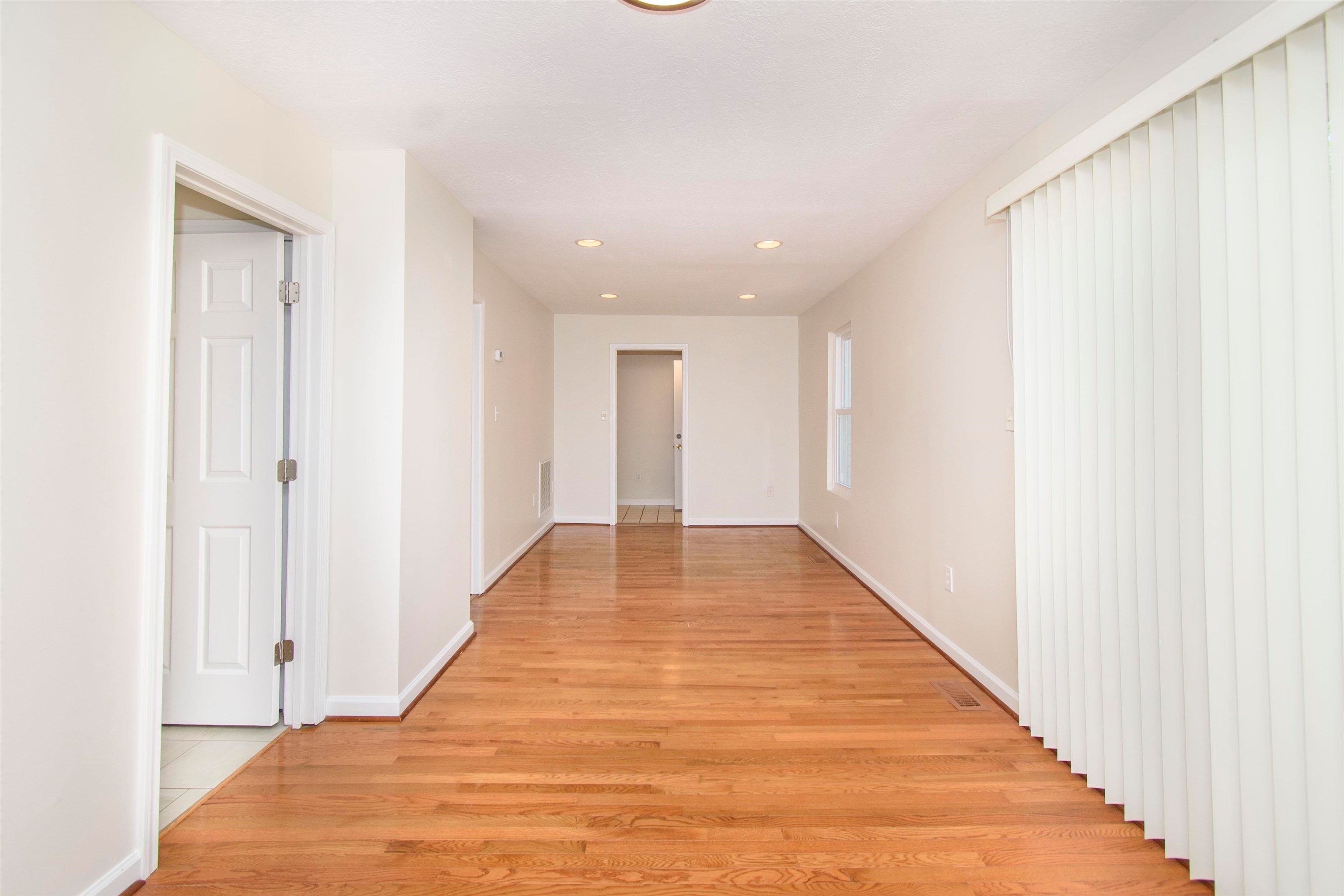 711 Ellett Road Blacksburg, VA 24060 - Photo 11 of 29 Gallery Image 11