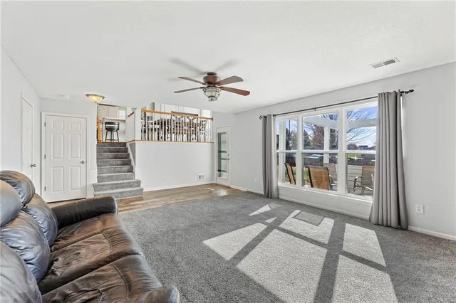 $384,900 | 1509 Saddle Brook Road, Raymore, MO 64083