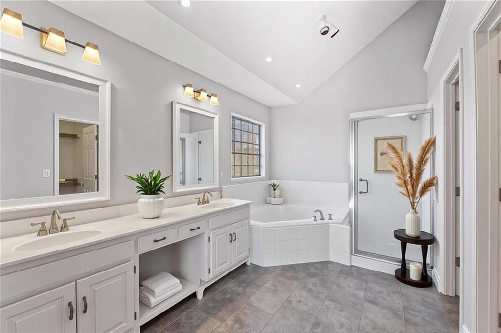 1509 Saddle Brook Road Raymore, MO 64083 - Photo 17 of 43