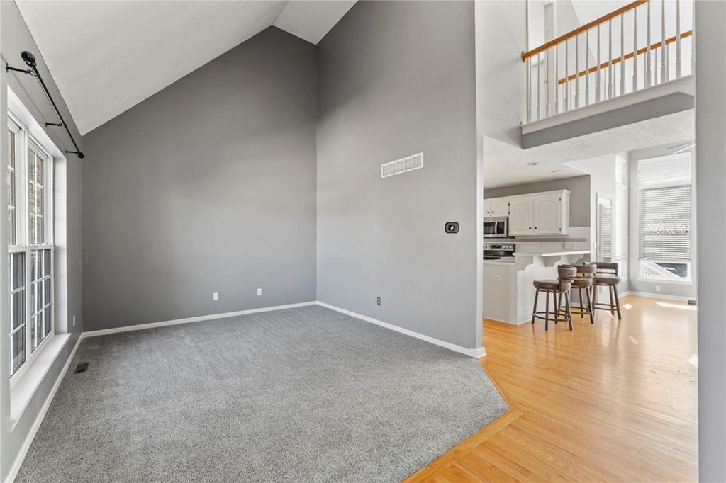 1509 Saddle Brook Road Raymore, MO 64083 - Photo 2 of 43