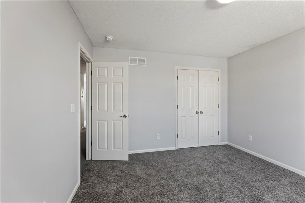 1509 Saddle Brook Road Raymore, MO 64083 - Photo 21 of 43