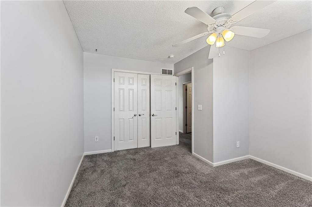 1509 Saddle Brook Road Raymore, MO 64083 - Photo 24 of 43