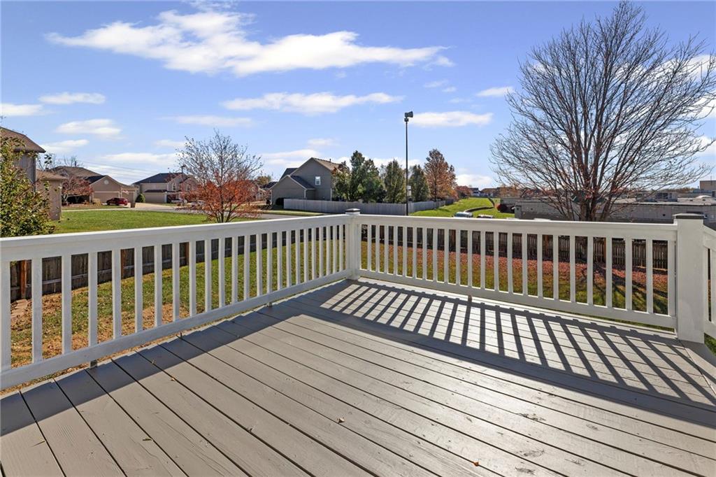 1509 Saddle Brook Road Raymore, MO 64083 - Photo 38 of 43