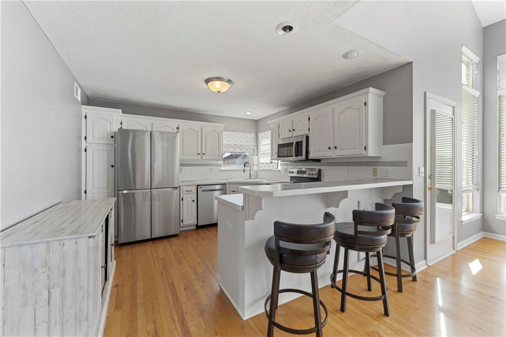 1509 Saddle Brook Road Raymore, MO 64083 - Photo 6 of 43