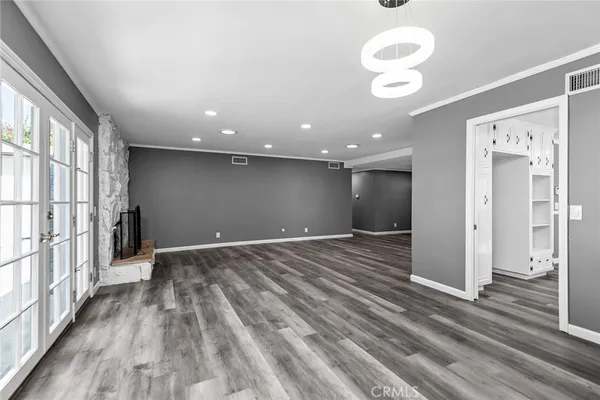 $4,995 | 65 Pinewood Avenue, Oak Park, CA 91377