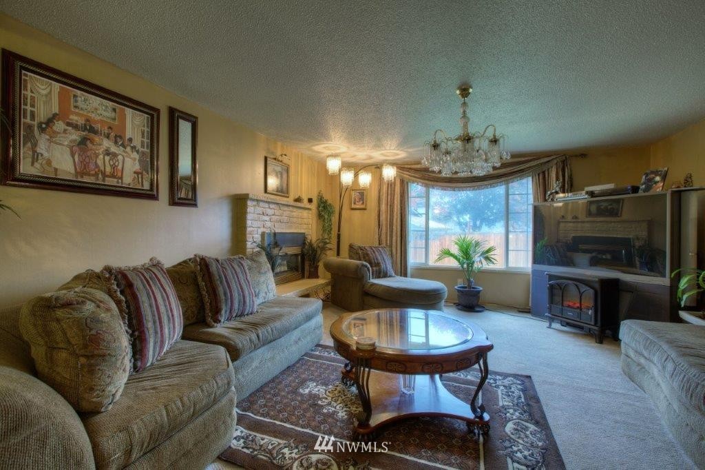 12309 Southeast 167th Street Renton, WA 98058 - Photo 3 of 16