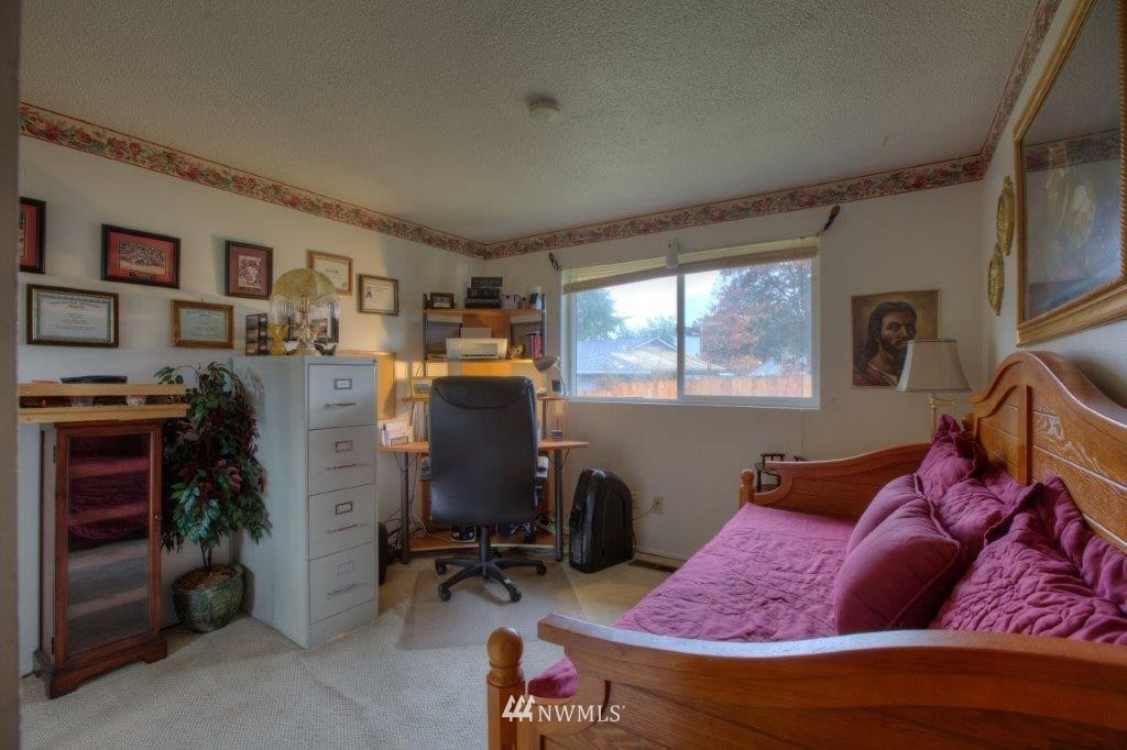 12309 Southeast 167th Street Renton, WA 98058 - Photo 6 of 16