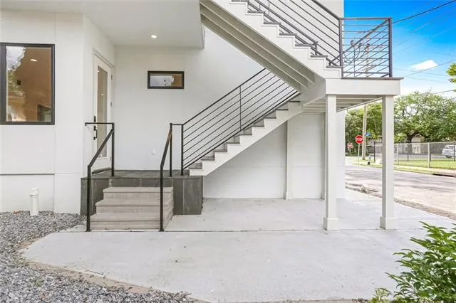 $3,900 | 2433 State Street, New Orleans, LA 70118