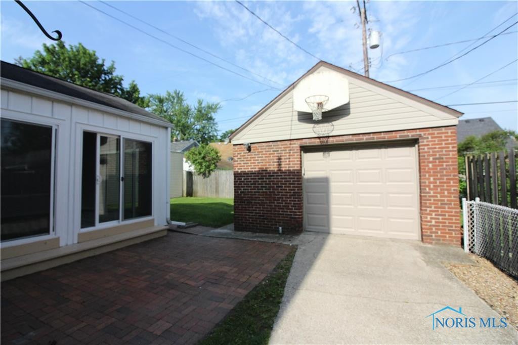 3835 Grantley Road Toledo, OH 43613 - Photo 26 of 28 Gallery Image 26