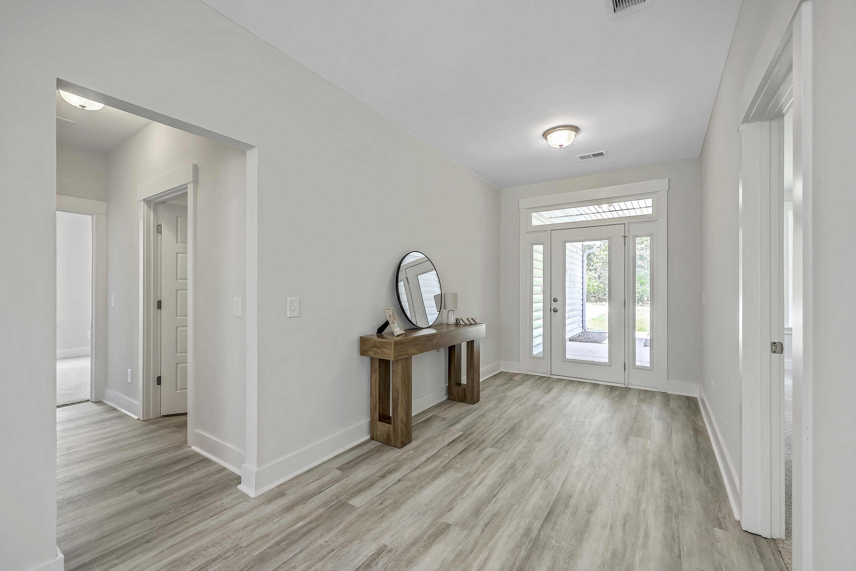 306 Mizell Road Dorchester, SC 29437 - Photo 7 of 54 306 Mizell entry