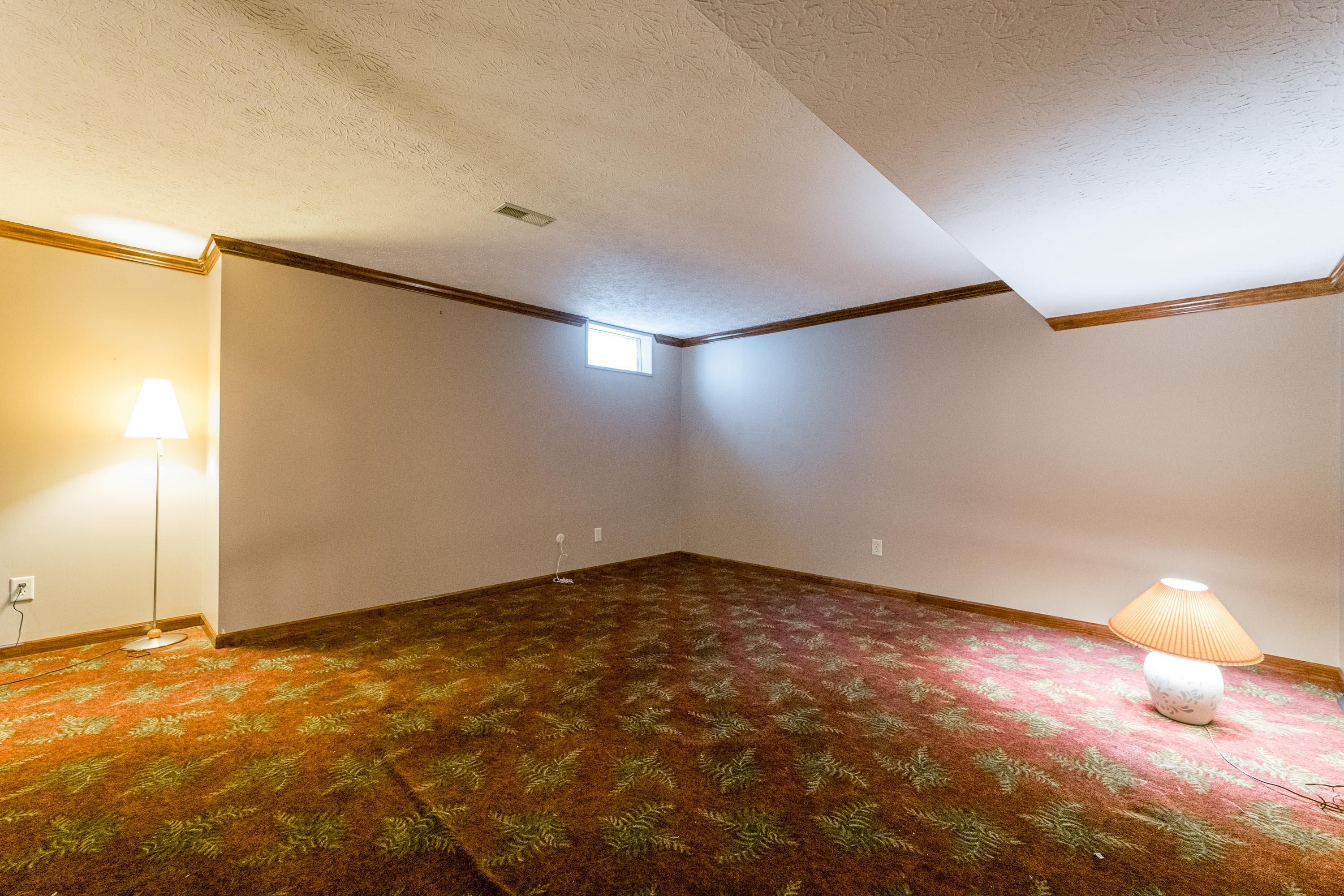 5275 Timberline Road, Unit 147 Columbus, OH 43220 - Photo 31 of 41 Rec Room
