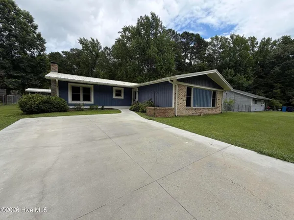$289,900 | 106 Brookdale Plaza, Jacksonville, NC 28546