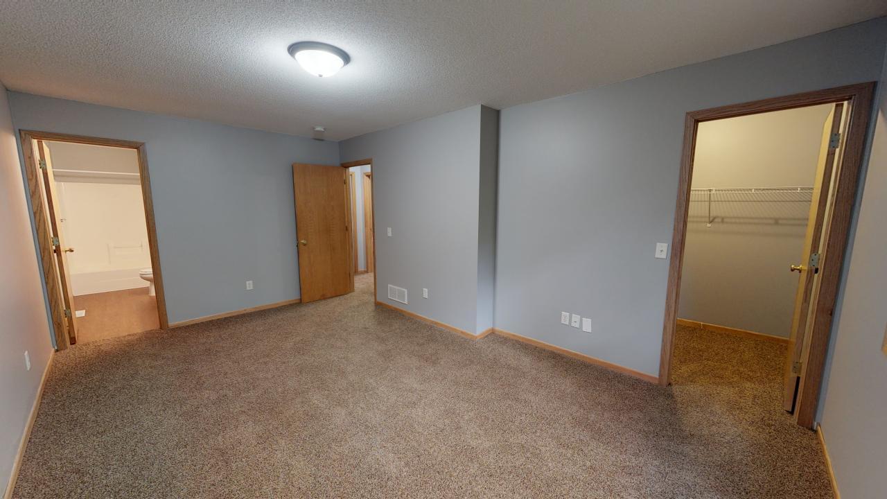 7734 Silver Lake Road Mounds View, MN 55112 - Photo 13 of 26 Gallery Image 13