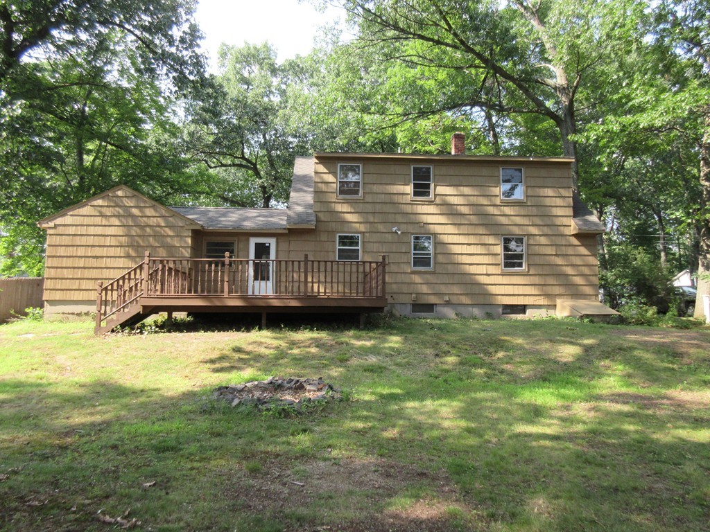 141 Hadley Street Springfield, MA 01118 - Photo 2 of 28