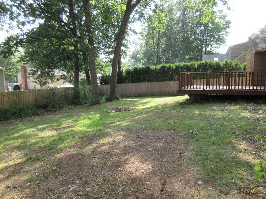 141 Hadley Street Springfield, MA 01118 - Photo 5 of 28