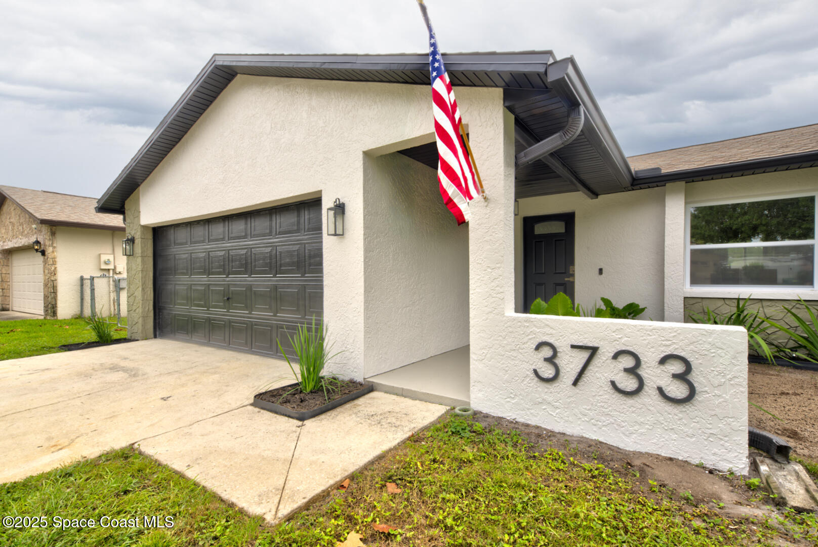 3733 Crossbow Drive Cocoa, FL 32926 - Photo 2 of 25 a view of outdoor space