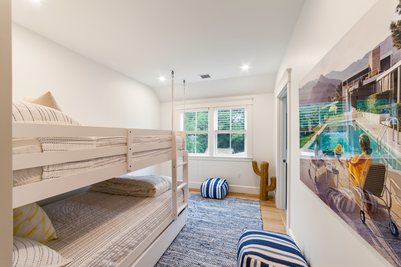 38 Pinehurst Road Edgartown, MA 02539 - Photo 28 of 38 3rd of four bedrooms