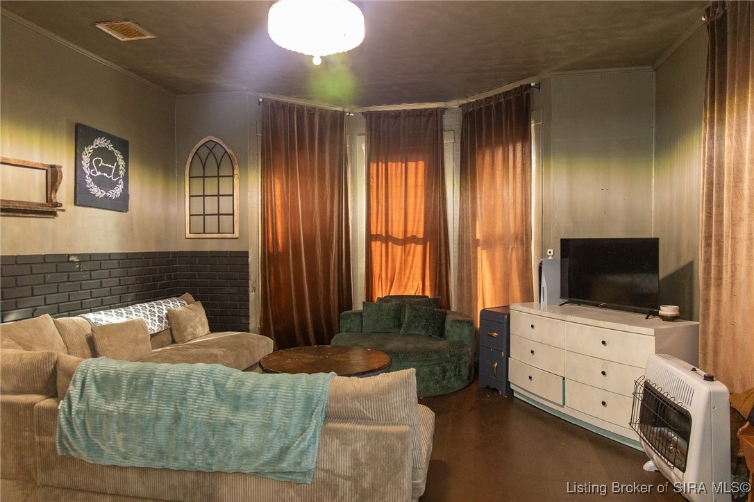 10220 North Jefferson Road Madison, IN 47250 - Photo 3 of 40