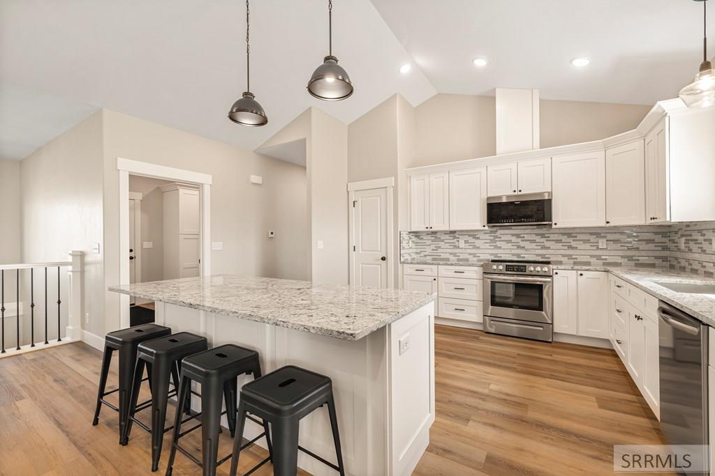 4961 Nordic Way Rexburg, ID 83440 - Photo 15 of 71 Kitchen