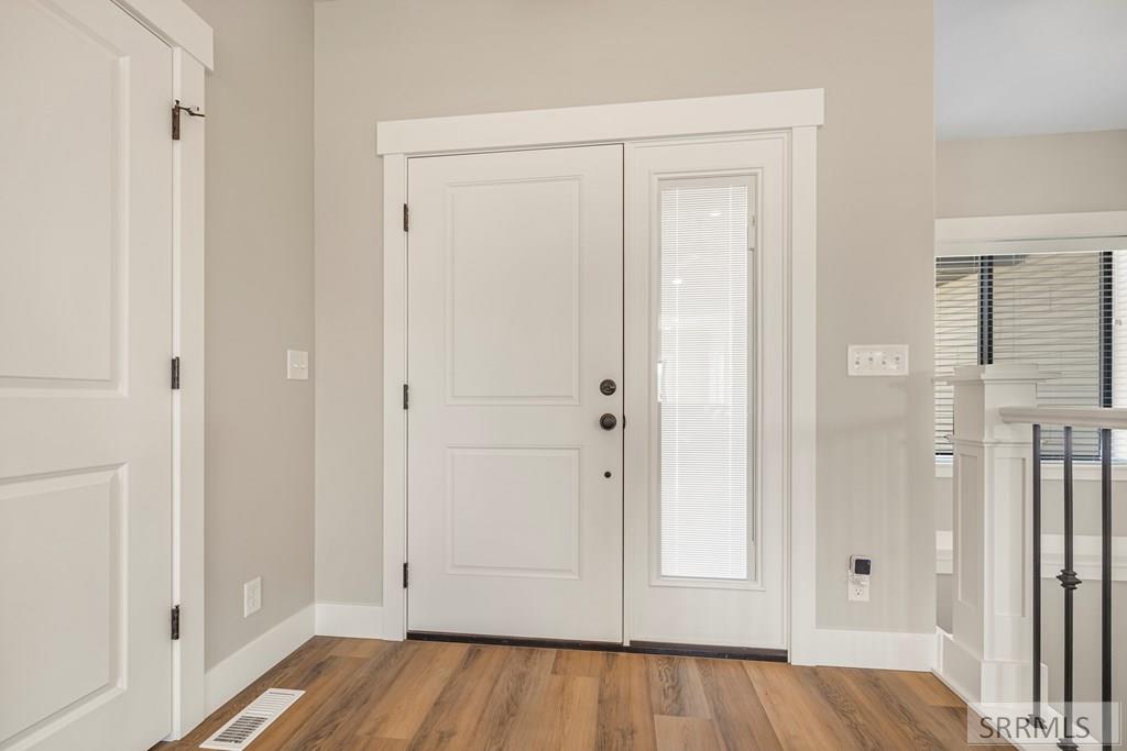 4961 Nordic Way Rexburg, ID 83440 - Photo 4 of 71 Front Entry