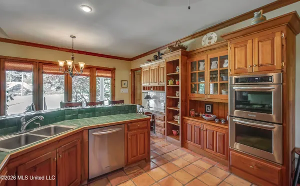 $450,000 | 106 Whisper Ridge Drive, Madison, MS 39110