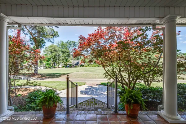 $450,000 | 106 Whisper Ridge Drive, Madison, MS 39110
