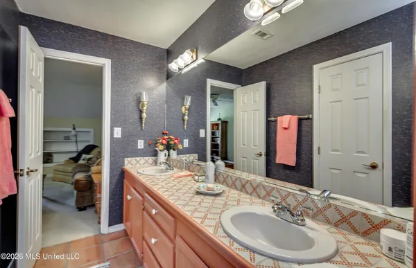 $450,000 | 106 Whisper Ridge Drive, Madison, MS 39110