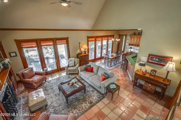 $450,000 | 106 Whisper Ridge Drive, Madison, MS 39110