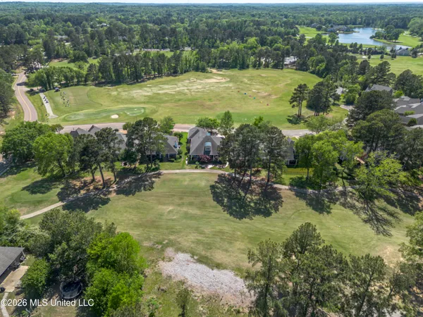 $450,000 | 106 Whisper Ridge Drive, Madison, MS 39110